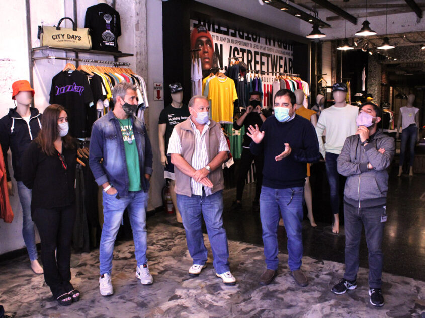 Visita al Centro Comercial del Intendente Moreira